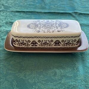Wellesley Ceramic Butter Dish by Wood & Sons